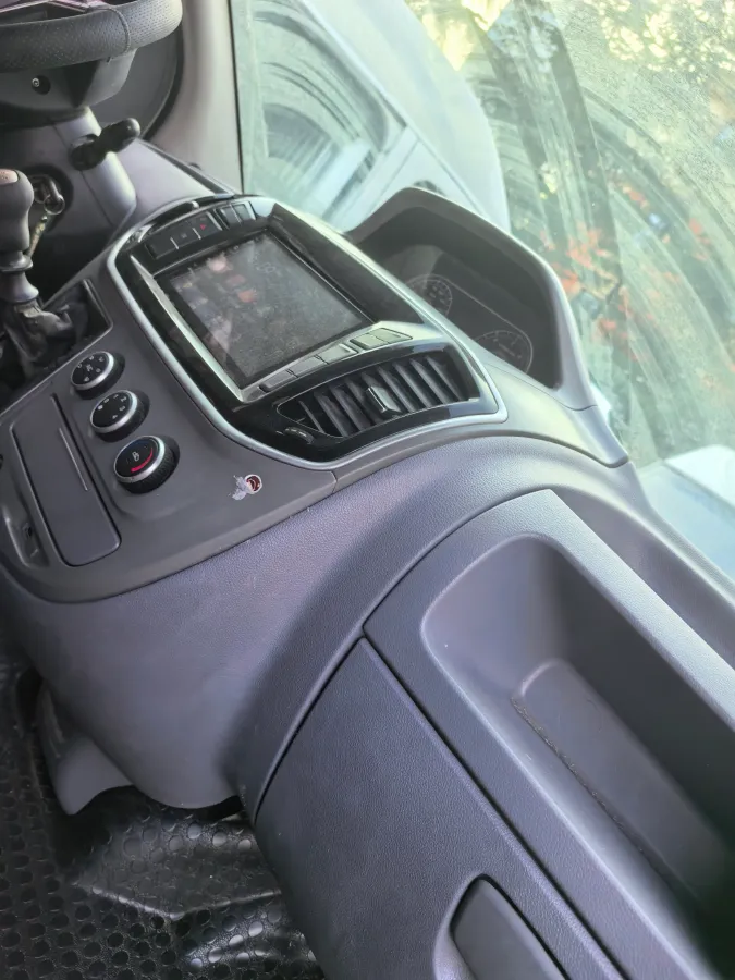 2021 MAXUS T70 2.0T 214HP L4 6MT,autocango,china used car exporter,china ev exporter,chinese used car exporter,chinese used ev exporter