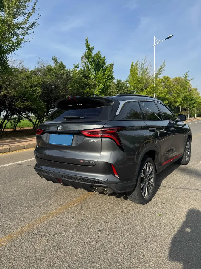2020 ChangAn CS75 Plus 2.0T 233HP L4 8AT,autocango,china used car exporter,china ev exporter,chinese used car exporter,chinese used ev exporter