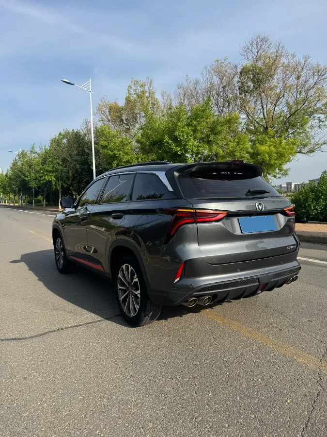2020 ChangAn CS75 Plus 2.0T 233HP L4 8AT,autocango,china used car exporter,china ev exporter,chinese used car exporter,chinese used ev exporter