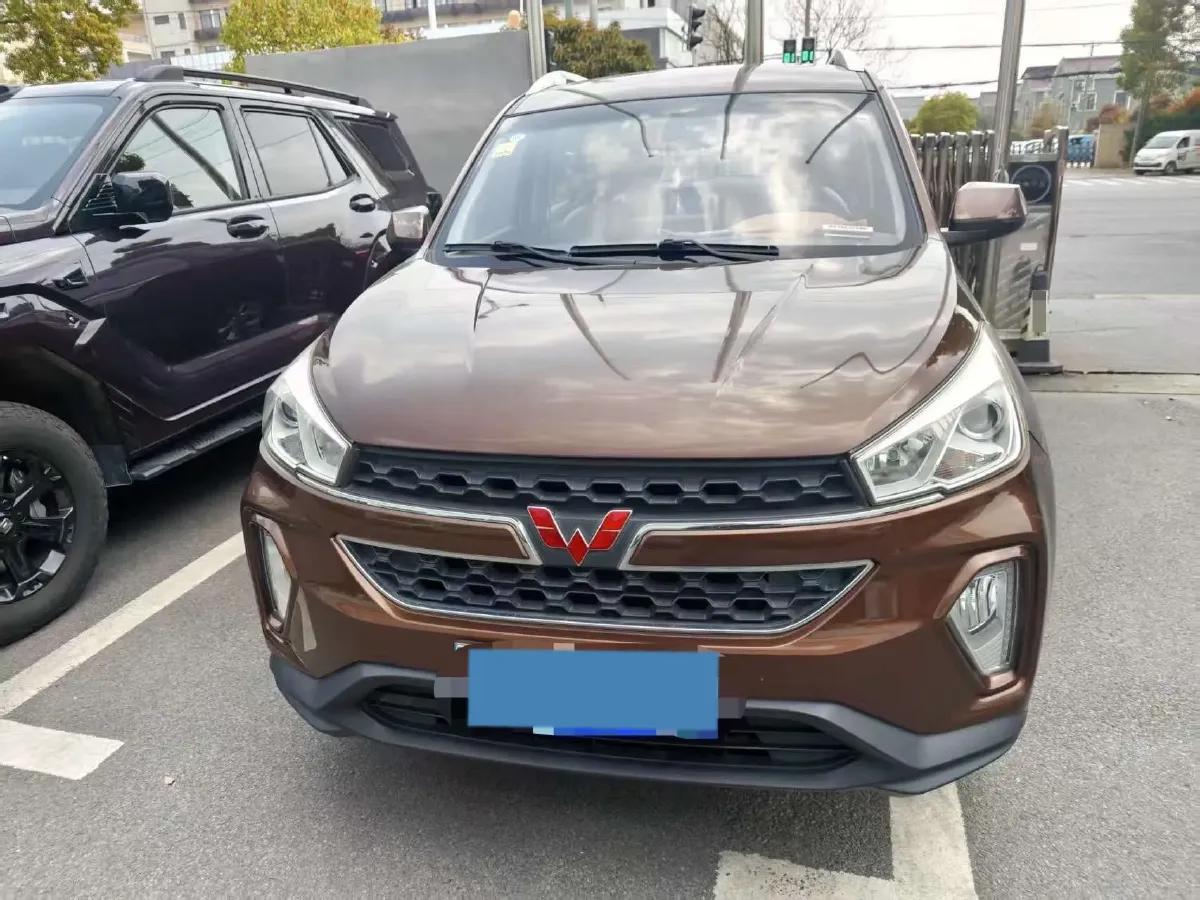2018 WuLing HongGuang S3 1.5L 112HP L4 6MT,autocango,china used car exporter,china ev exporter,chinese used car exporter,chinese used ev exporter