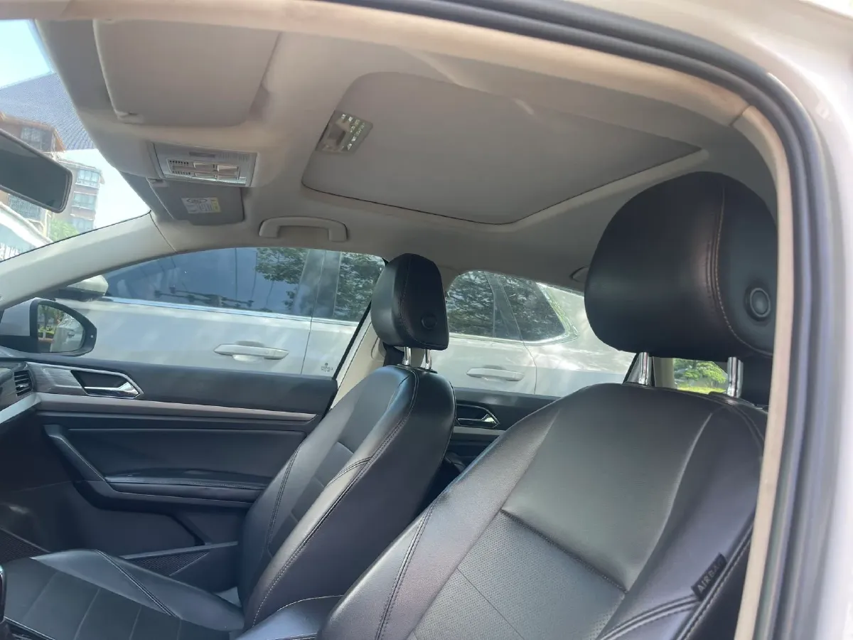 2019 Volkswagen Lavida 1.5L 113HP L4 6AT,autocango,china used car exporter,china ev exporter,chinese used car exporter,chinese used ev exporter