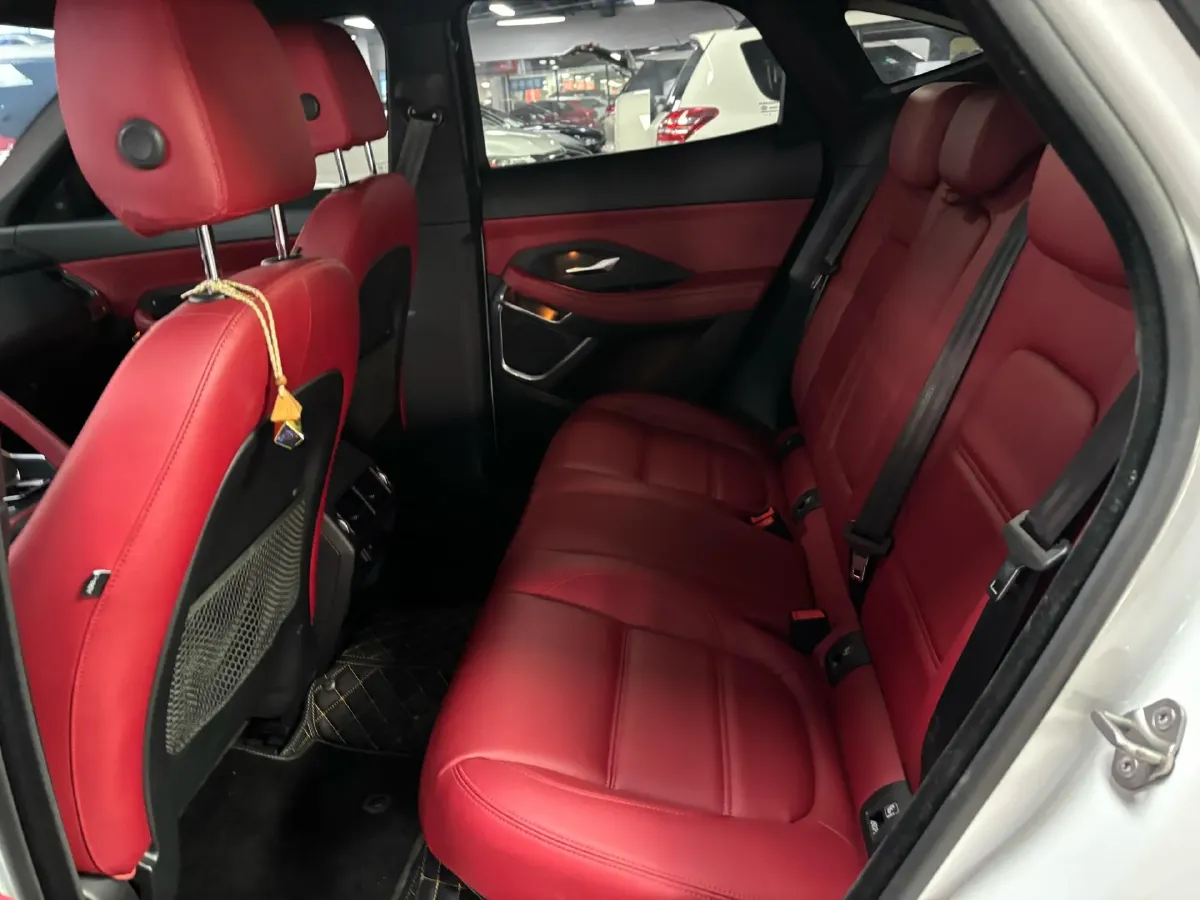 2024 Jaguar E-PACE 1.5T 200HP L3 8AT,autocango,china used car exporter,china ev exporter,chinese used car exporter,chinese used ev exporter