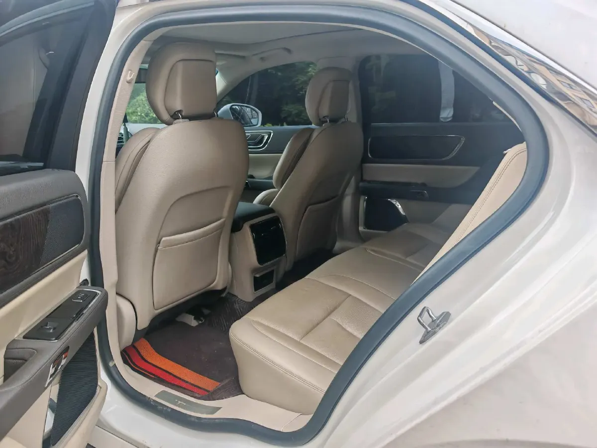 2017 Lincoln Continental 2.0T 261HP L4 6AT,autocango,china used car exporter,china ev exporter,chinese used car exporter,chinese used ev exporter