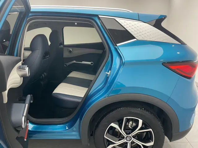 2022 Roewe RX5 MAX 1.5T 181HP L4 6AT,autocango,china used car exporter,china ev exporter,chinese used car exporter,chinese used ev exporter