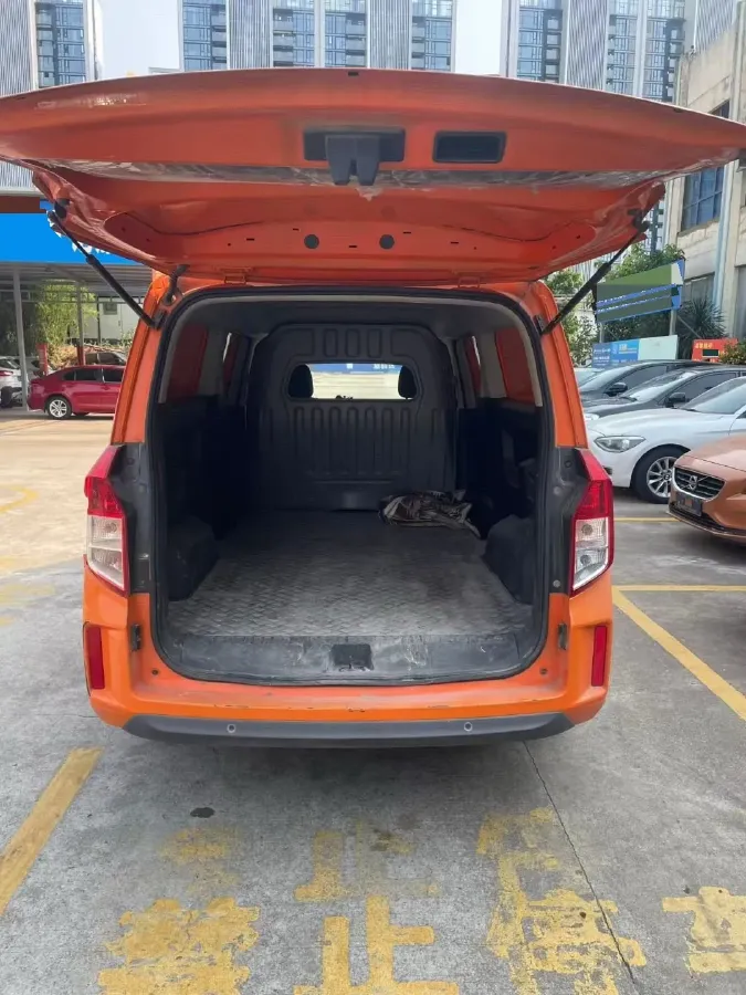 2021 WuLing ZhengChen 1.5T 147HP L4 6MT,autocango,china used car exporter,china ev exporter,chinese used car exporter,chinese used ev exporter