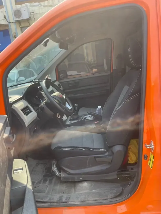 2021 WuLing ZhengChen 1.5T 147HP L4 6MT,autocango,china used car exporter,china ev exporter,chinese used car exporter,chinese used ev exporter