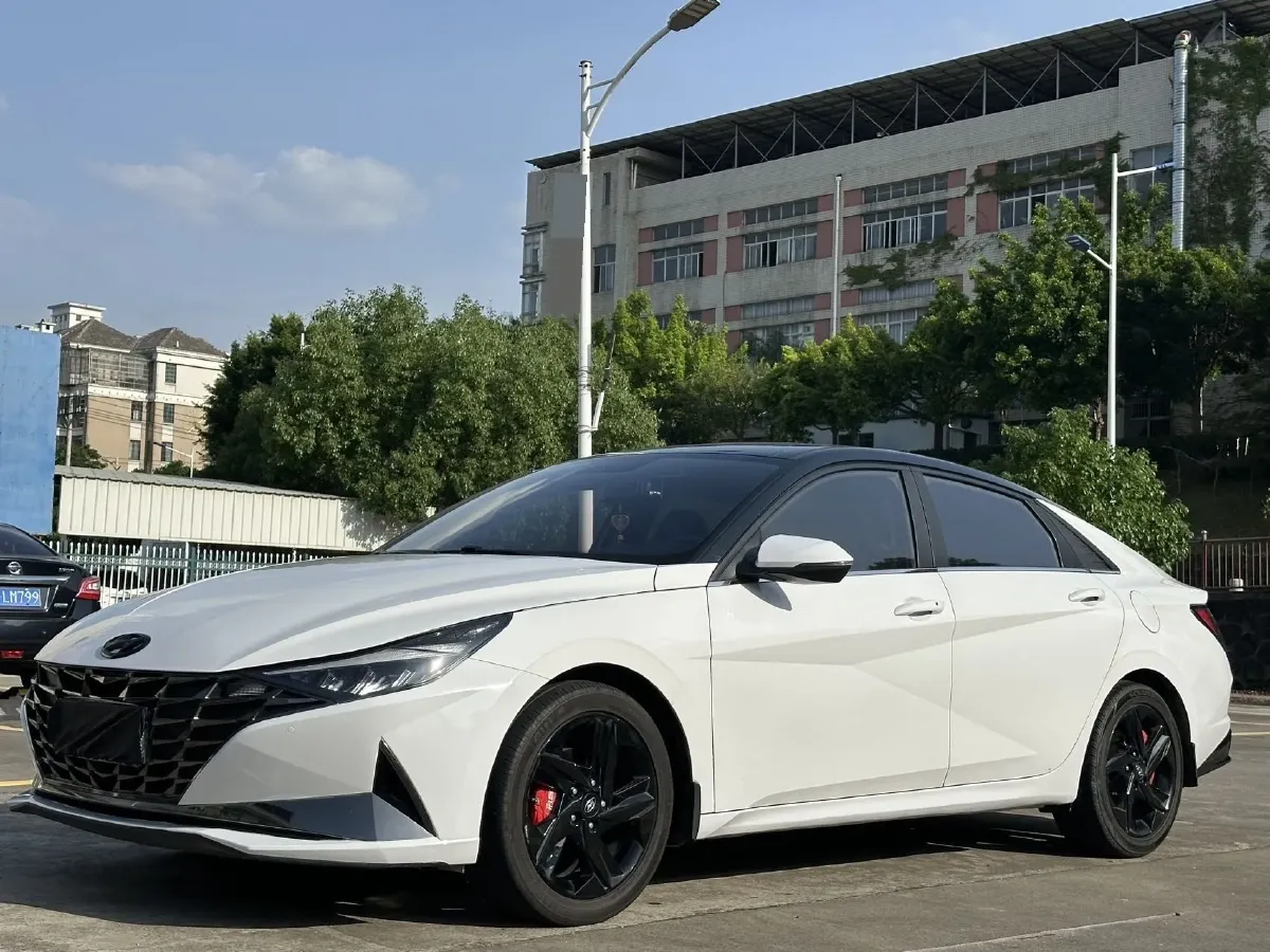 2021 Hyundai Elantra 1.5L 115HP L4 CVT,autocango,china used car exporter,china ev exporter,chinese used car exporter,chinese used ev exporter