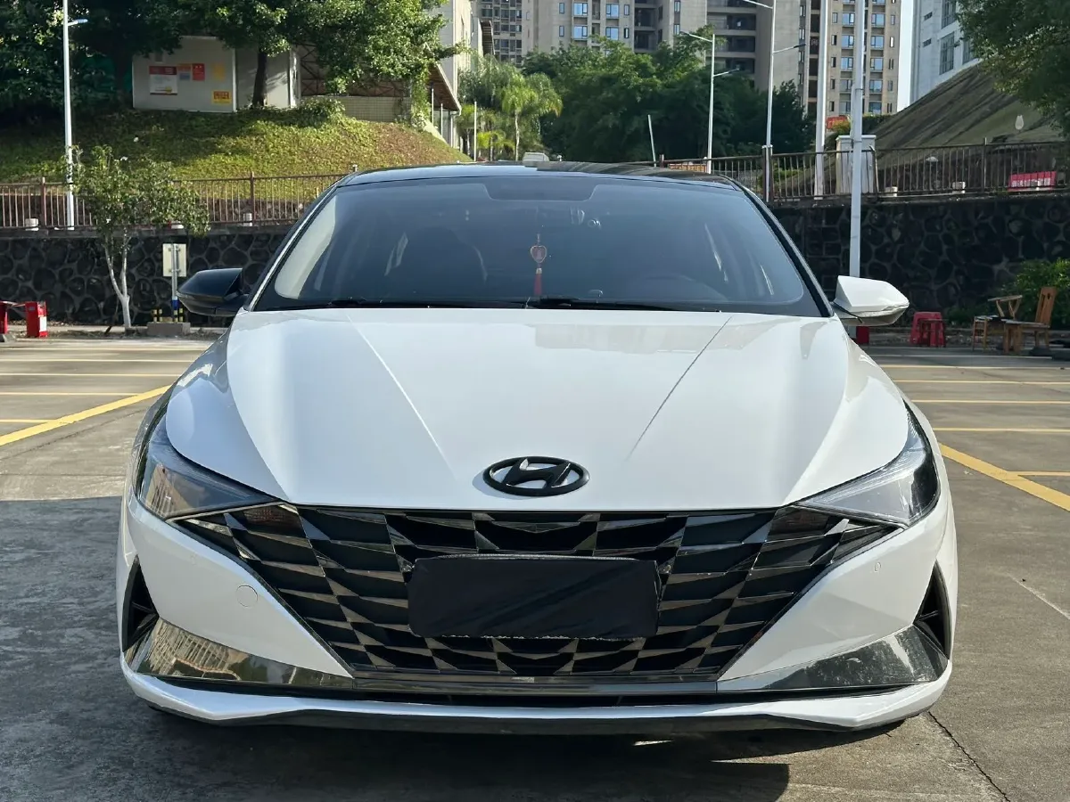 2021 Hyundai Elantra 1.5L 115HP L4 CVT,autocango,china used car exporter,china ev exporter,chinese used car exporter,chinese used ev exporter