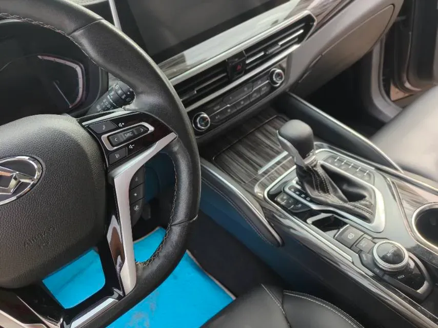 2017 MAXUS D90 2.0T 224HP L4 6AT,autocango,china used car exporter,china ev exporter,chinese used car exporter,chinese used ev exporter