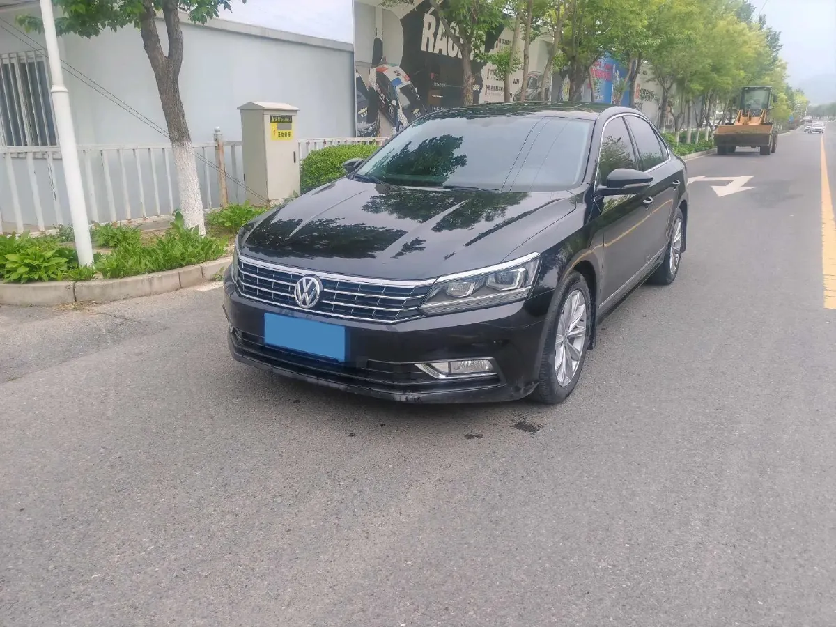2017 Volkswagen Passat 1.8T 180HP L4 7DCT,autocango,china used car exporter,china ev exporter,chinese used car exporter,chinese used ev exporter