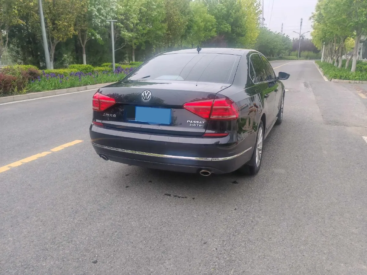 2017 Volkswagen Passat 1.8T 180HP L4 7DCT,autocango,china used car exporter,china ev exporter,chinese used car exporter,chinese used ev exporter