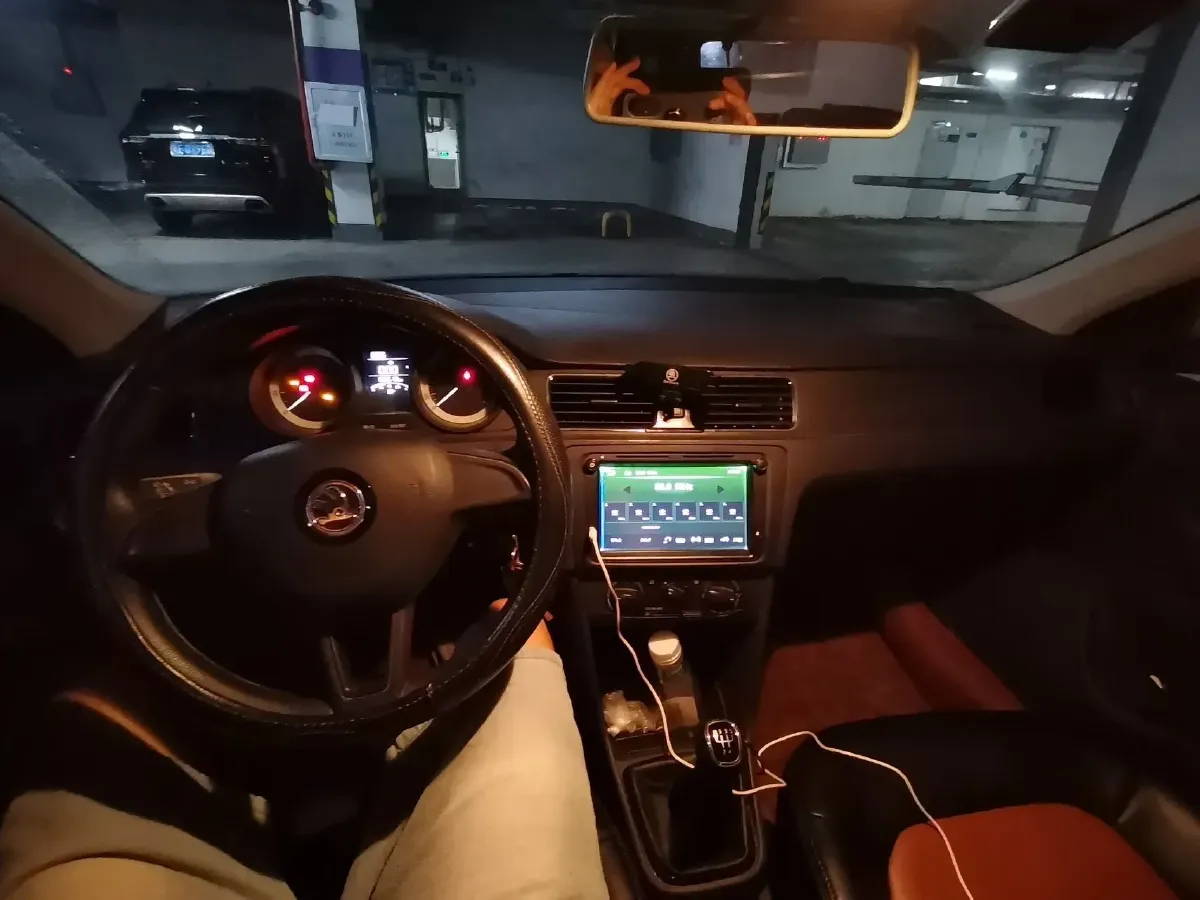 2018 Skoda Rapid Spaceback 1.4L 90HP L4 5MT,autocango,china used car exporter,china ev exporter,chinese used car exporter,chinese used ev exporter