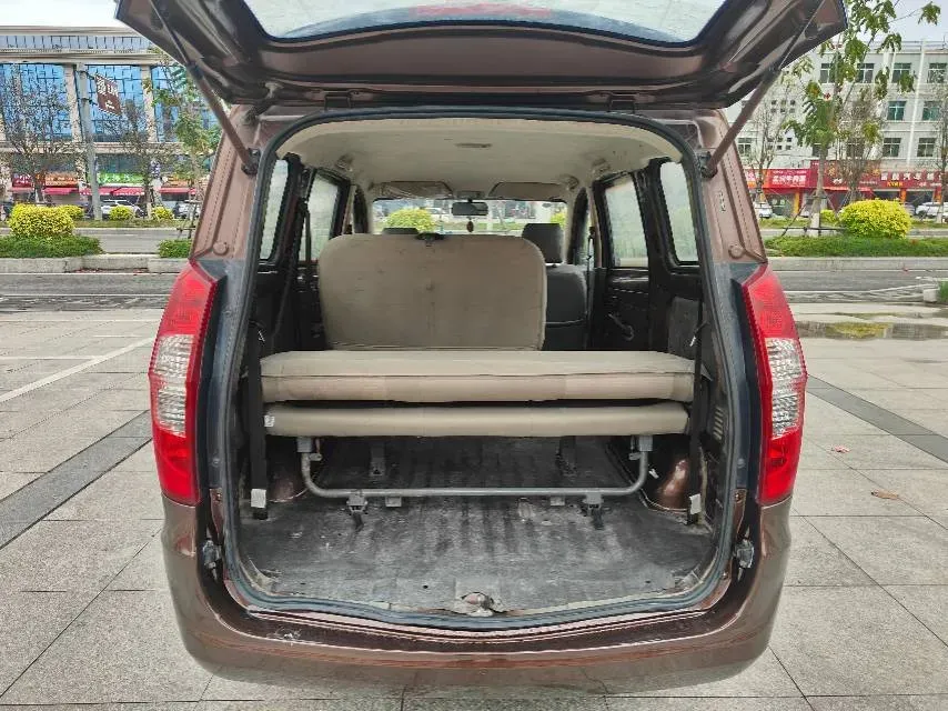 2018 WuLing HongGuang 1.2L 82HP L4 5MT,autocango,china used car exporter,china ev exporter,chinese used car exporter,chinese used ev exporter