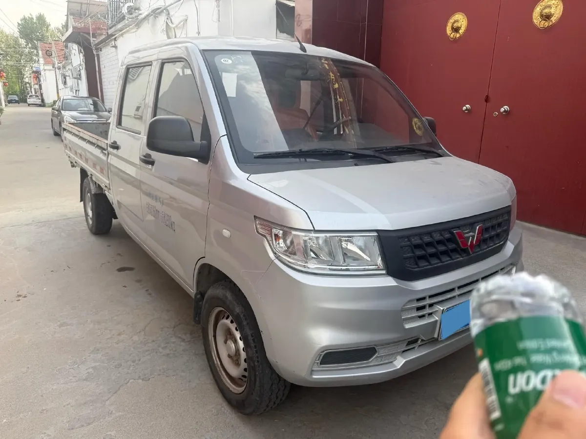 2019 WuLing RongGuang New Truck 1.5L 107HP L4 5MT,autocango,china used car exporter,china ev exporter,chinese used car exporter,chinese used ev exporter