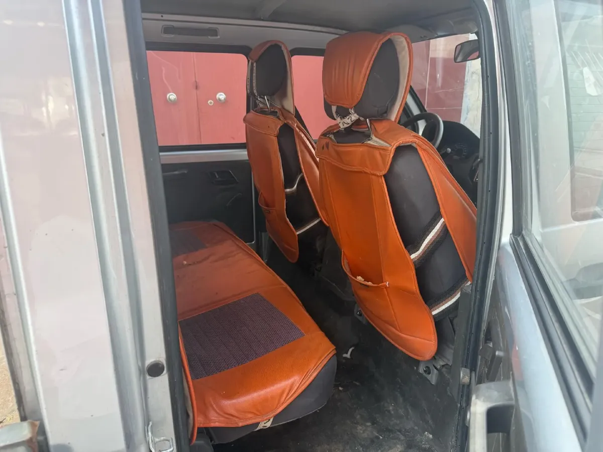 2019 WuLing RongGuang New Truck 1.5L 107HP L4 5MT,autocango,china used car exporter,china ev exporter,chinese used car exporter,chinese used ev exporter