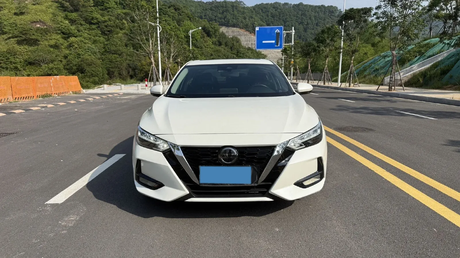 2022 Nissan Sylphy 1.6L 135HP L4 CVT,autocango,china used car exporter,china ev exporter,chinese used car exporter,chinese used ev exporter