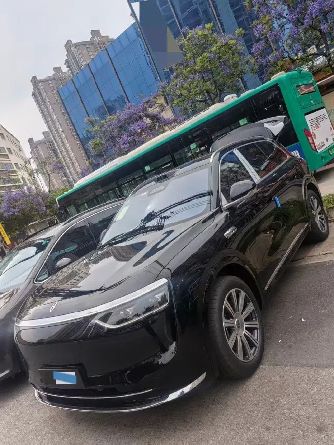 2025 AITO AITO M8 REEV 160HP REEV 53.4KWH,autocango,china used car exporter,china ev exporter,chinese used car exporter,chinese used ev exporter