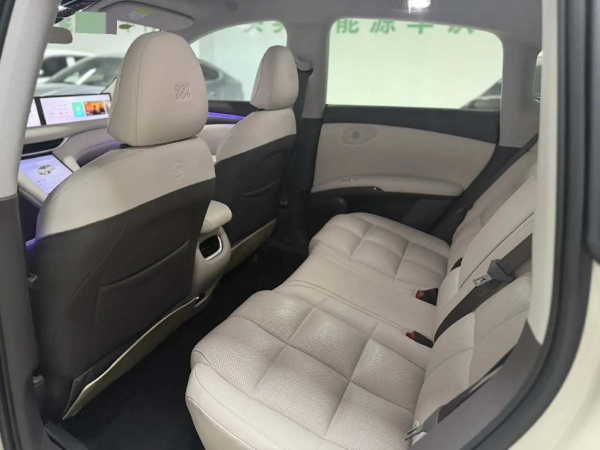 2023 IM LS6 BEV 71KWH,autocango,china used car exporter,china ev exporter,chinese used car exporter,chinese used ev exporter