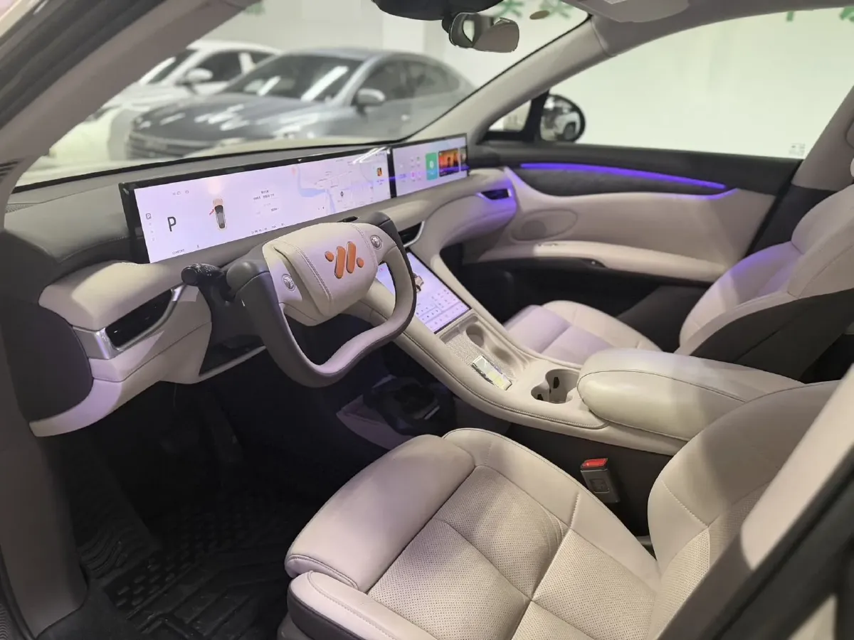 2023 IM LS6 BEV 71KWH,autocango,china used car exporter,china ev exporter,chinese used car exporter,chinese used ev exporter