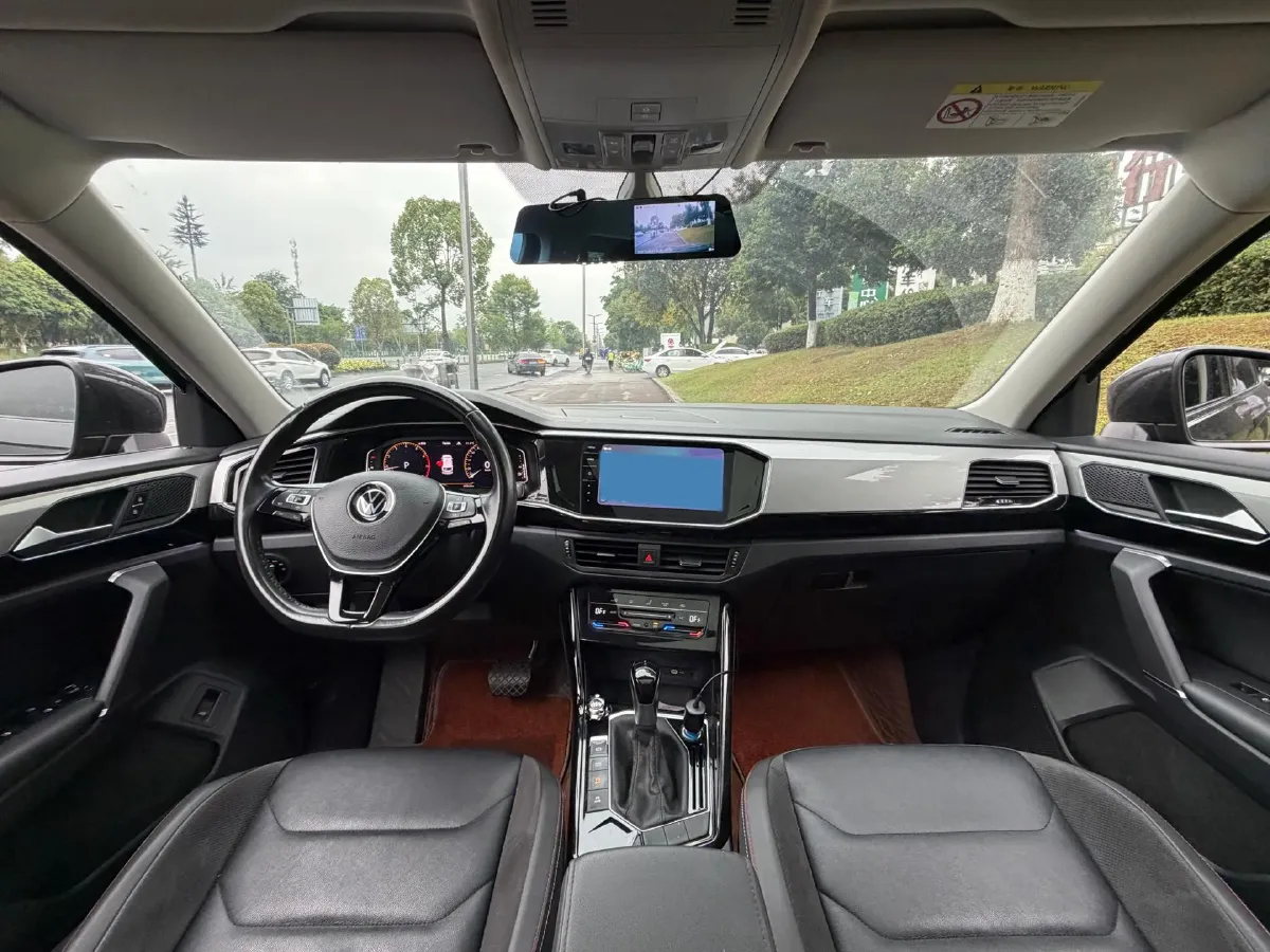 2022 Volkswagen Tayron 2.0T 186HP L4 7DCT,autocango,china used car exporter,china ev exporter,chinese used car exporter,chinese used ev exporter