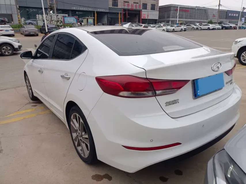 2016 Hyundai Elantra 1.6L 130HP L4 6AT,autocango,china used car exporter,china ev exporter,chinese used car exporter,chinese used ev exporter