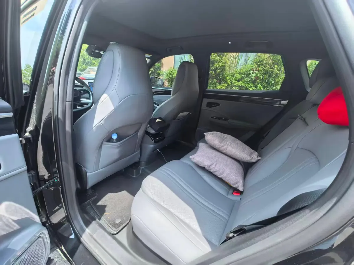 2025 Geely Galaxy L7 1.5L 112HP L4 1DHT PHEV 18.4KWH,autocango,china used car exporter,china ev exporter,chinese used car exporter,chinese used ev exporter