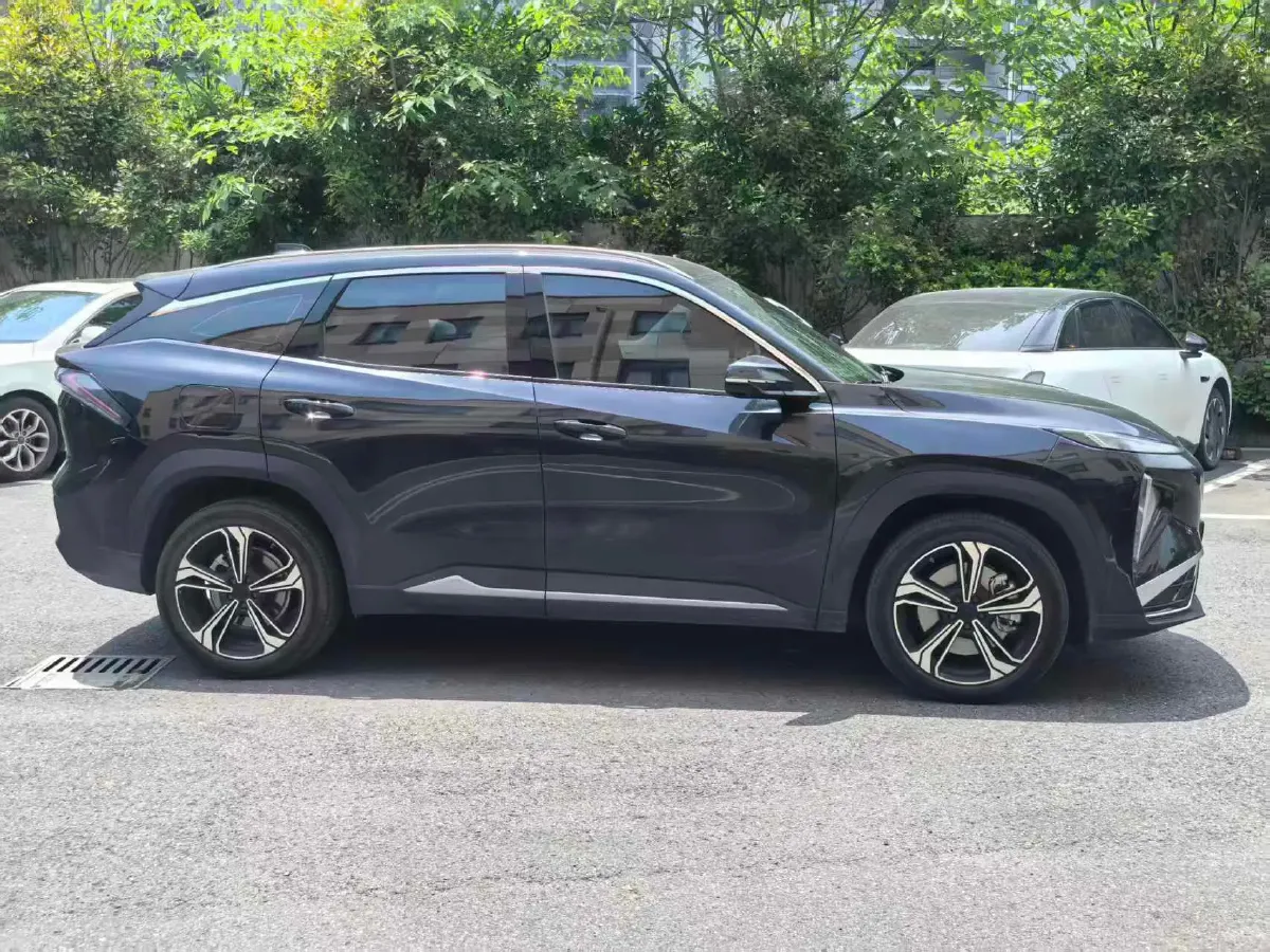 2025 Geely Galaxy L7 1.5L 112HP L4 1DHT PHEV 18.4KWH,autocango,china used car exporter,china ev exporter,chinese used car exporter,chinese used ev exporter