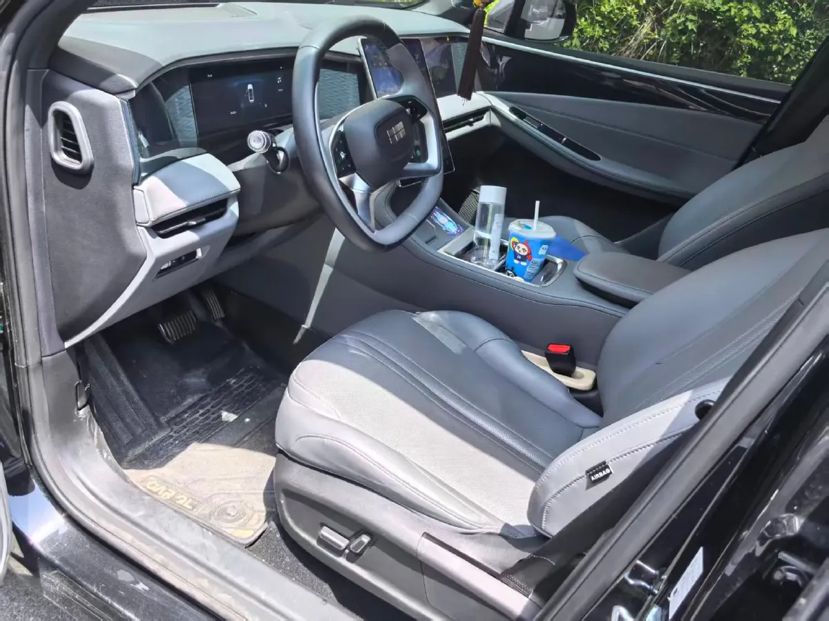 2025 Geely Galaxy L7 1.5L 112HP L4 1DHT PHEV 18.4KWH,autocango,china used car exporter,china ev exporter,chinese used car exporter,chinese used ev exporter