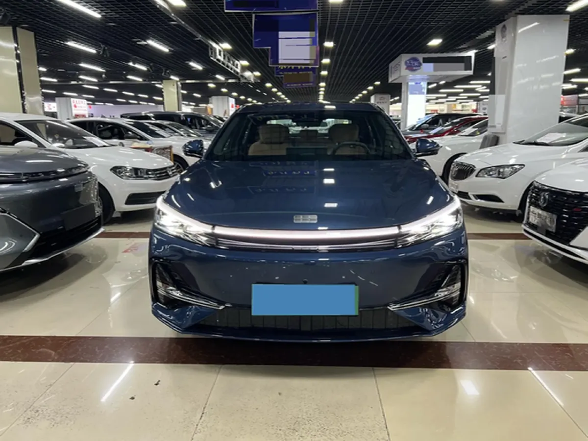 2025 Geely Galaxy A7 1.5L 112HP L4 1DHT PHEV,autocango,china used car exporter,china ev exporter,chinese used car exporter,chinese used ev exporter