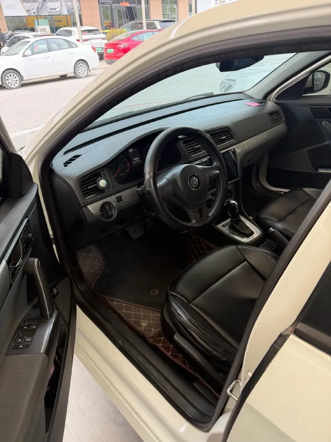 2015 Volkswagen Lavida 1.6L 110HP L4 6AT,autocango,china used car exporter,china ev exporter,chinese used car exporter,chinese used ev exporter