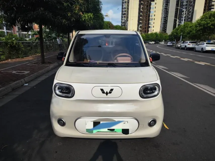 2024 WuLing HongGuang MINI EV BEV 17.3KWH,autocango,china used car exporter,china ev exporter,chinese used car exporter,chinese used ev exporter