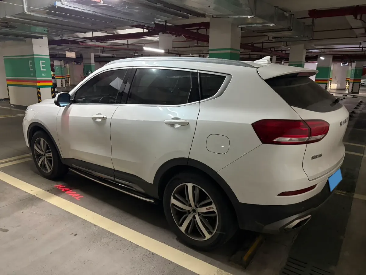 2018 Haval H6 1.5T 169HP L4 7DCT,autocango,china used car exporter,china ev exporter,chinese used car exporter,chinese used ev exporter