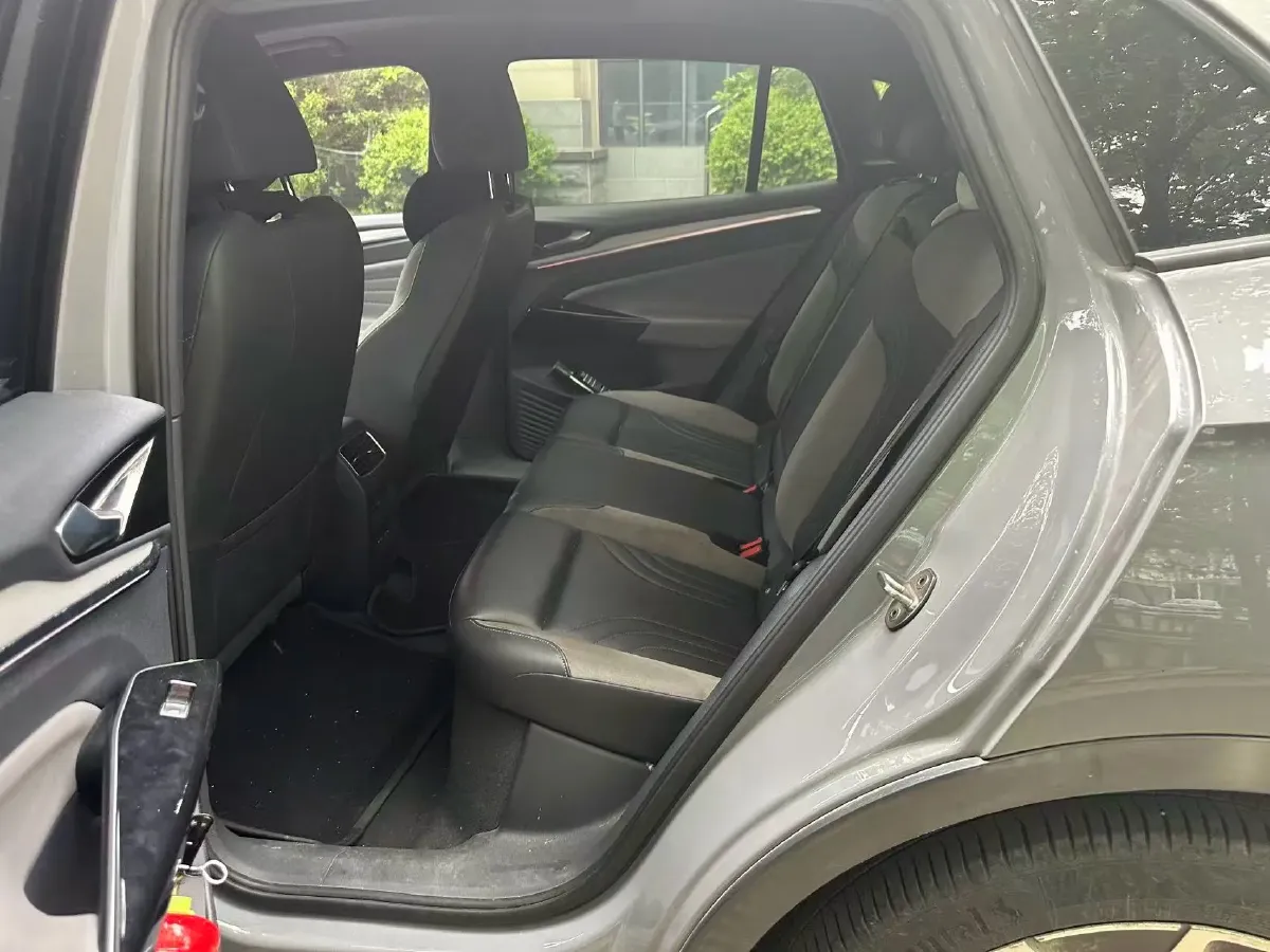 2021 Volkswagen ID.4 Crozz BEV 84.8KWH,autocango,china used car exporter,china ev exporter,chinese used car exporter,chinese used ev exporter