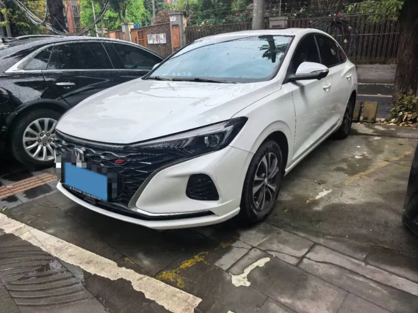 2021 ChangAn Eado 1.4T 160HP L4 7DCT,autocango,china used car exporter,china ev exporter,chinese used car exporter,chinese used ev exporter