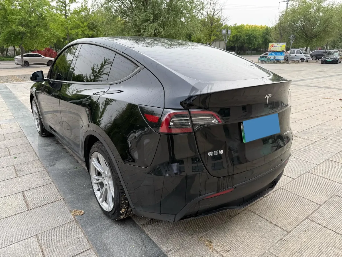 2022 Tesla Model Y BEV 60KWH,autocango,china used car exporter,china ev exporter,chinese used car exporter,chinese used ev exporter