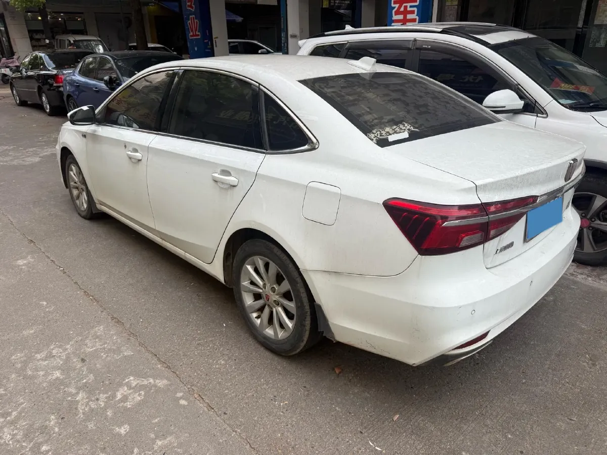 2017 Roewe i6 1.0T 125HP L3 7DCT,autocango,china used car exporter,china ev exporter,chinese used car exporter,chinese used ev exporter