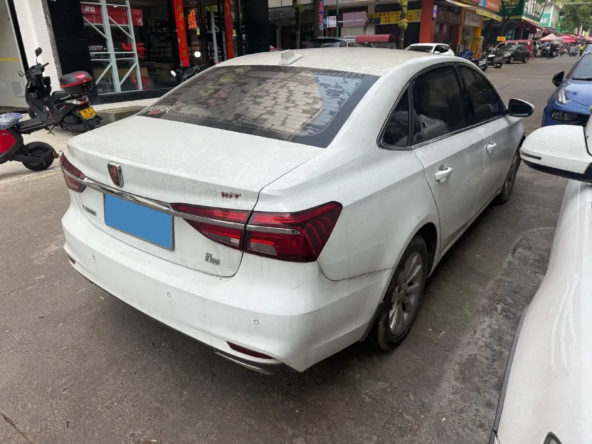 2017 Roewe i6 1.0T 125HP L3 7DCT,autocango,china used car exporter,china ev exporter,chinese used car exporter,chinese used ev exporter