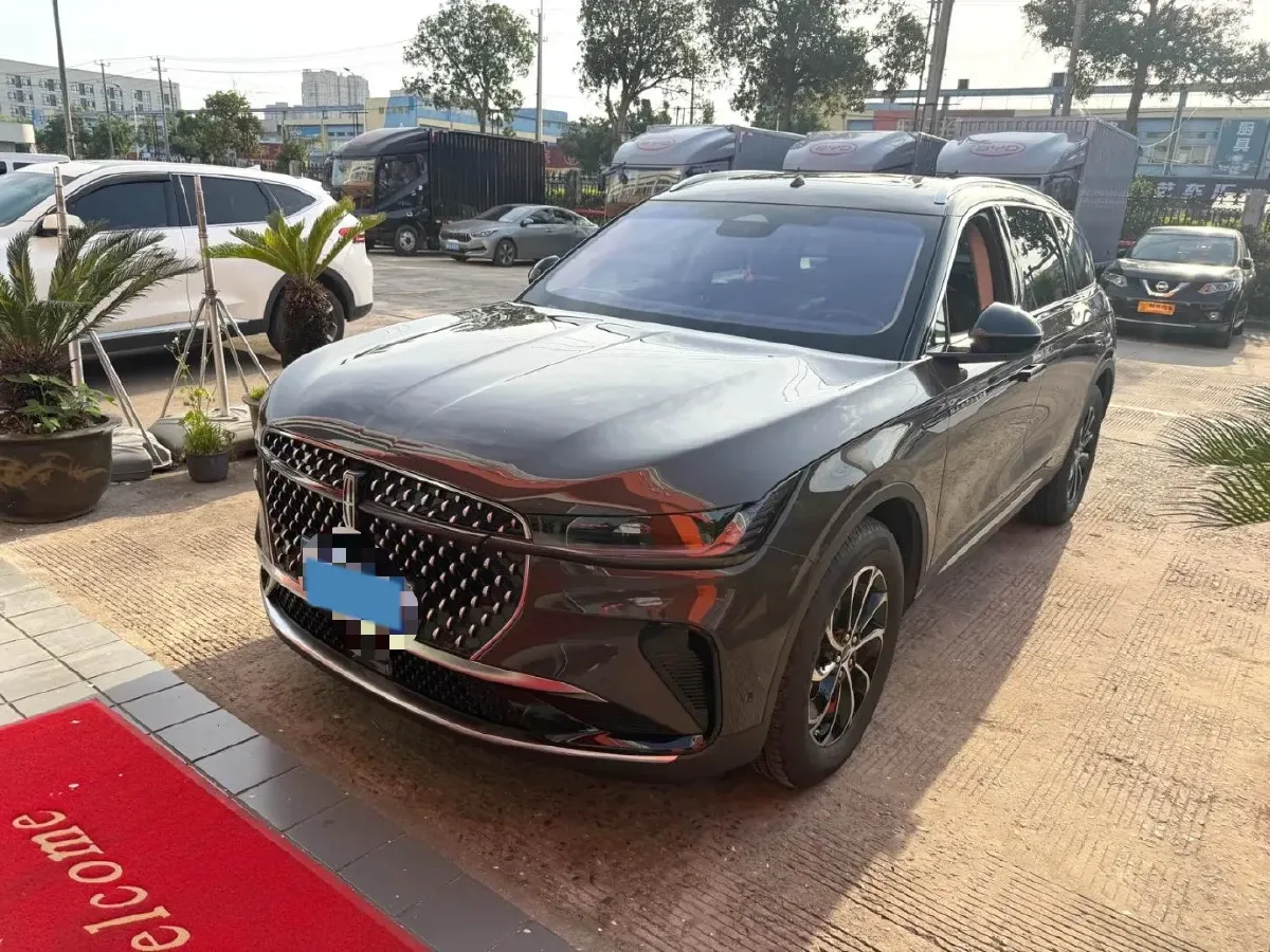 2023 Lincoln Nautilus 2.0T 261HP L4 8AT,autocango,china used car exporter,china ev exporter,chinese used car exporter,chinese used ev exporter