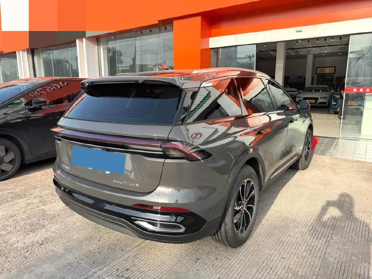 2023 Lincoln Nautilus 2.0T 261HP L4 8AT,autocango,china used car exporter,china ev exporter,chinese used car exporter,chinese used ev exporter