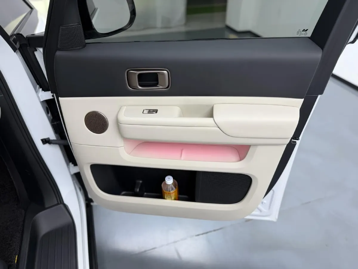 2025 Li MEGA BEV,autocango,china used car exporter,china ev exporter,chinese used car exporter,chinese used ev exporter