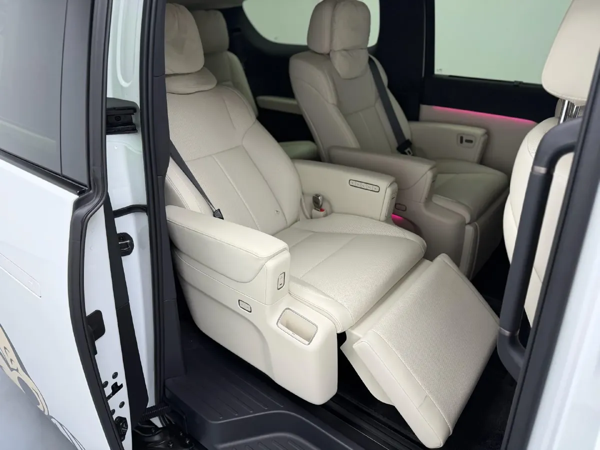 2025 Li MEGA BEV,autocango,china used car exporter,china ev exporter,chinese used car exporter,chinese used ev exporter