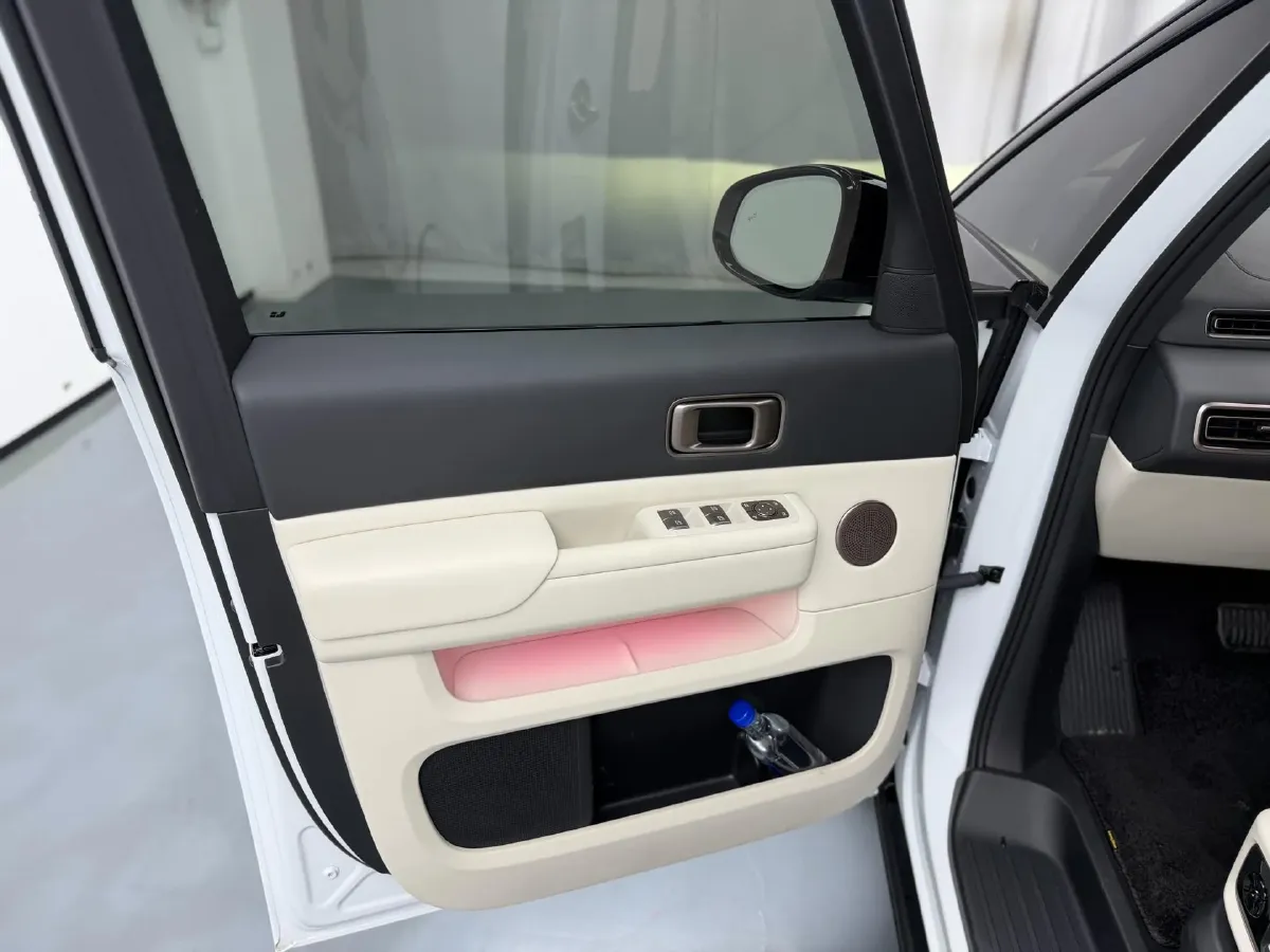 2025 Li MEGA BEV,autocango,china used car exporter,china ev exporter,chinese used car exporter,chinese used ev exporter