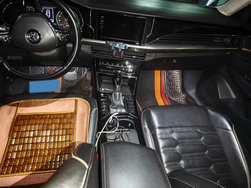 2020 Volkswagen Passat 2.0T 186HP L4 7DCT,autocango,china used car exporter,china ev exporter,chinese used car exporter,chinese used ev exporter