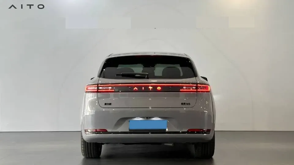 2025 AITO AITO M5 1.5T 152HP L4 REEV 42KWH,autocango,china used car exporter,china ev exporter,chinese used car exporter,chinese used ev exporter