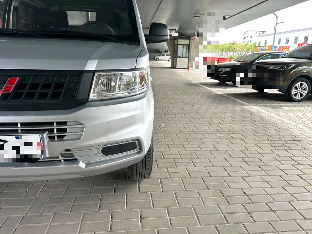2021 WuLing RongGuang New Truck 1.5L 99HP L4 5MT,autocango,china used car exporter,china ev exporter,chinese used car exporter,chinese used ev exporter