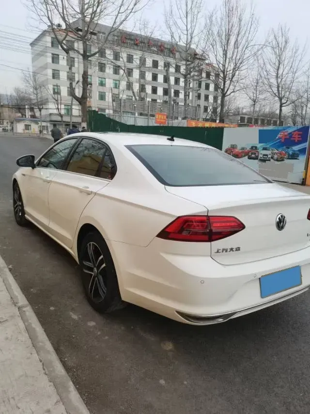 2019 Volkswagen Passat 1.4T 150HP L4 7DCT,autocango,china used car exporter,china ev exporter,chinese used car exporter,chinese used ev exporter