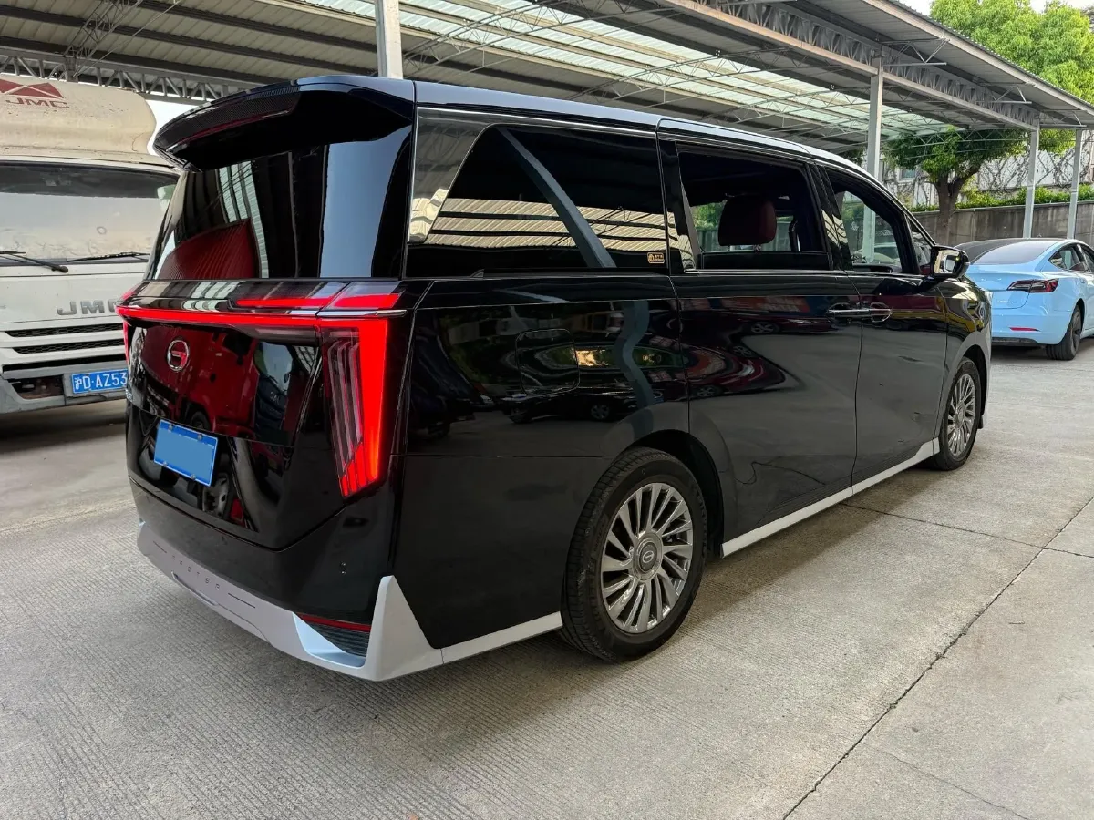 2023 GAC Trumpchi M8 2.0T 252HP L4 8AT,autocango,china used car exporter,china ev exporter,chinese used car exporter,chinese used ev exporter