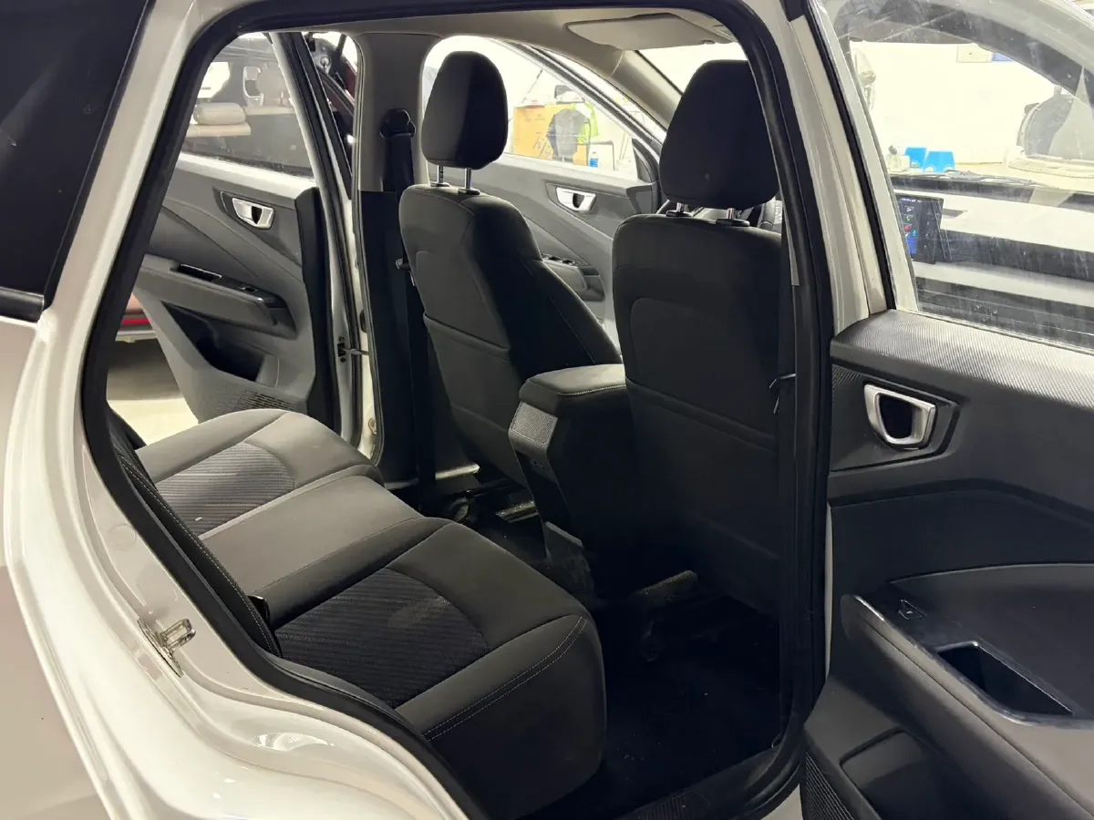 2022 WuLing XingChi 1.5L 99HP L4 6MT,autocango,china used car exporter,china ev exporter,chinese used car exporter,chinese used ev exporter