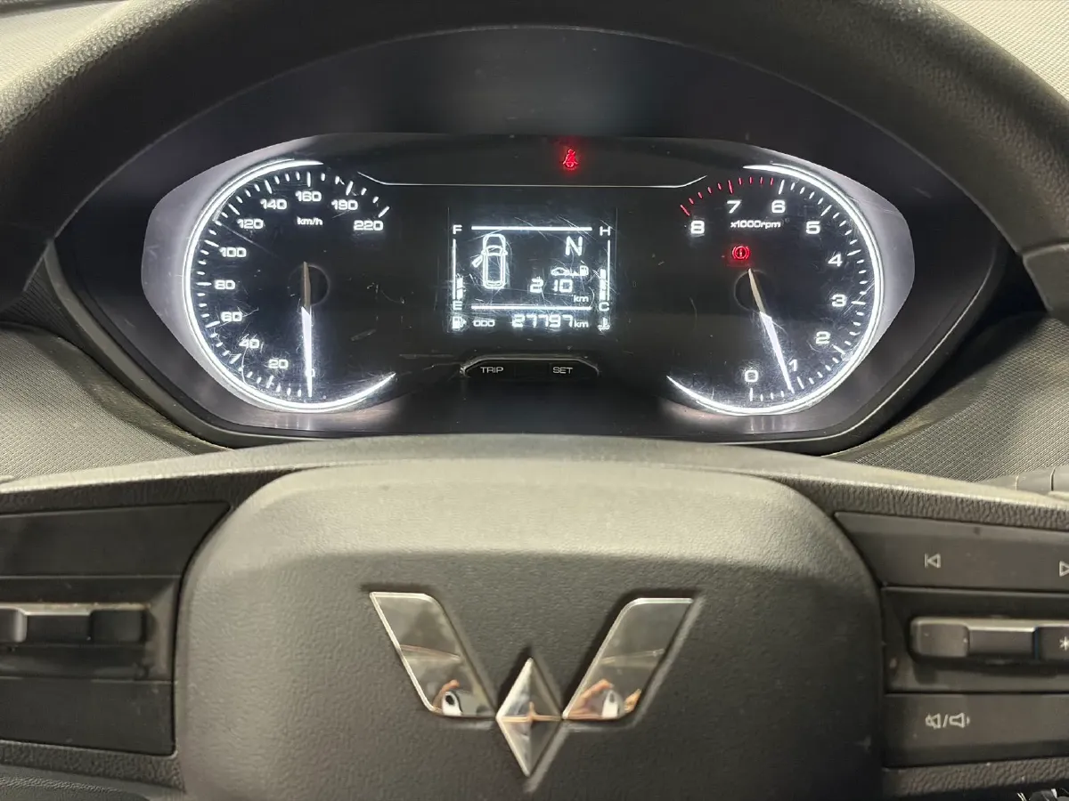 2022 WuLing XingChi 1.5L 99HP L4 6MT,autocango,china used car exporter,china ev exporter,chinese used car exporter,chinese used ev exporter