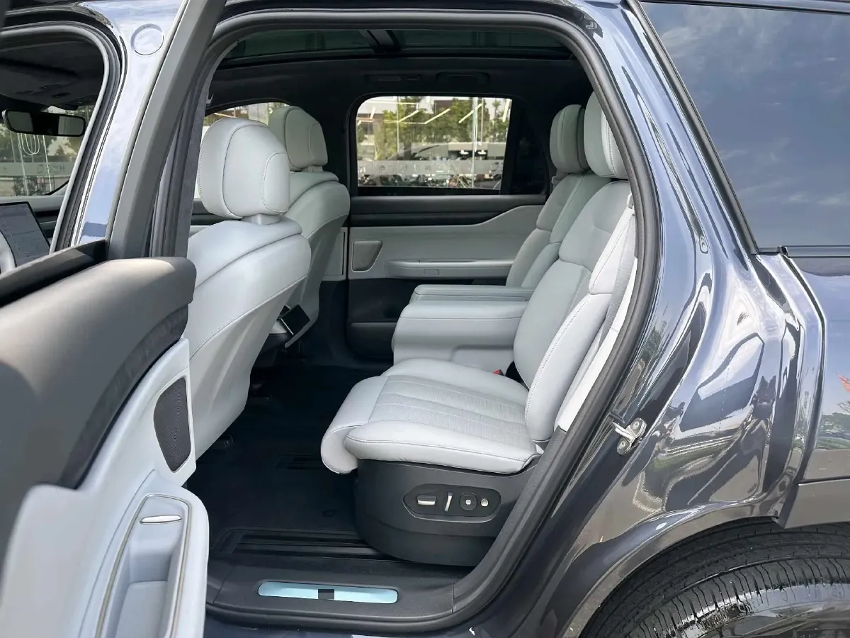 2023 NIO ES8 BEV 75KWH,autocango,china used car exporter,china ev exporter,chinese used car exporter,chinese used ev exporter